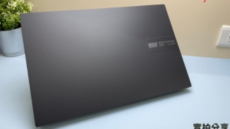 開箱『ASUS Vivobook Go 15 OLED E1504FA』實機分享