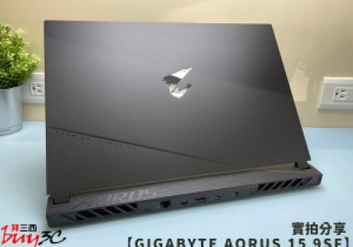 開箱『GIGABYTE AORUS 15 9SF』實機分享