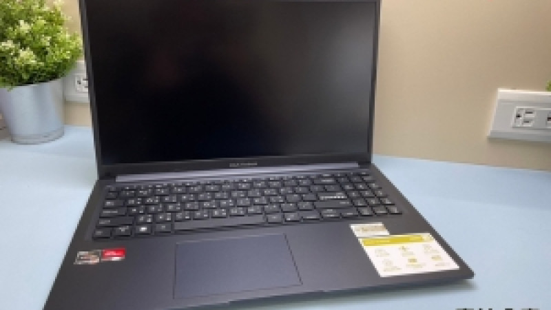 開箱『ASUS Vivobook 15 M1502QA』實機分享