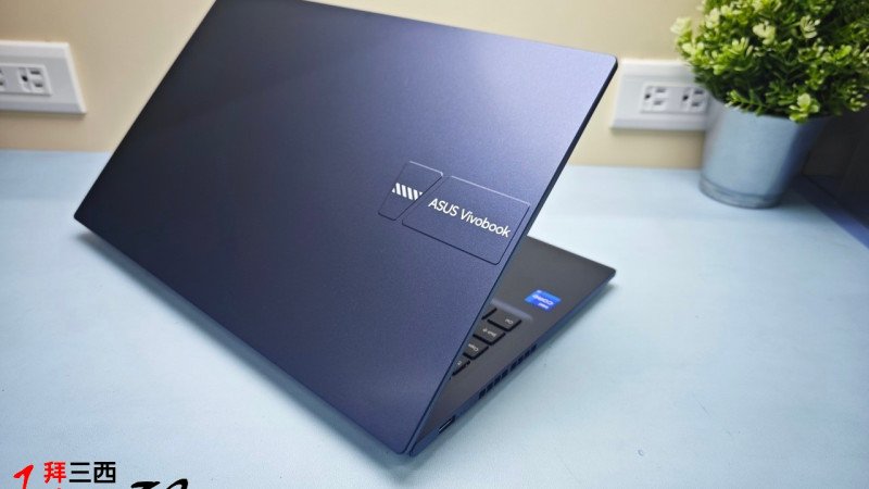 開箱『 ASUS VivoBook X1502VA 午夜藍』實機分享